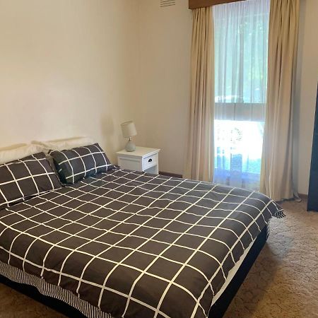 Apartmán Golden House Springvale Exteriér fotografie